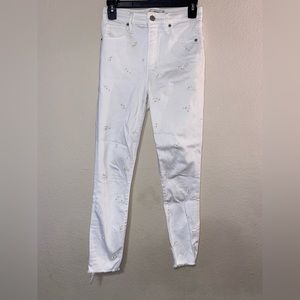 Embroidered White Jeans